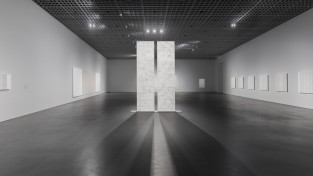 아모레퍼시픽미술관, 현대미술 기획전 《메리 코스: 빛을 담은 회화》 개최